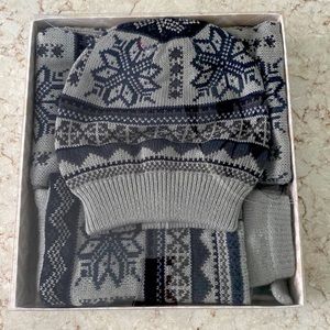 Muk Luks Reversible Accessories